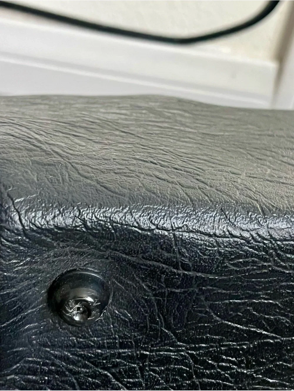 Black Men's Leather Weekender Bag - Classic Travel Holdall